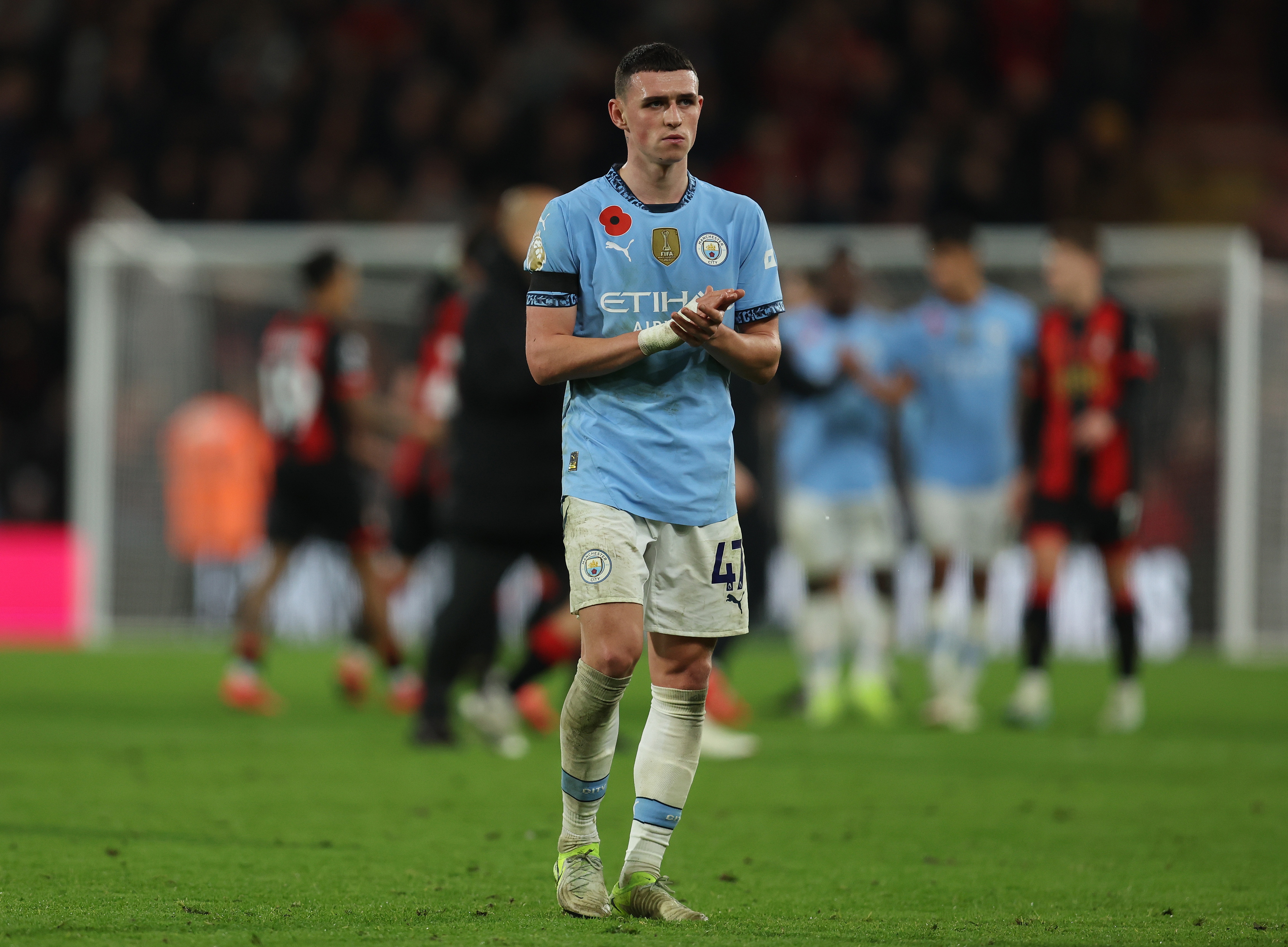 曼城客场挑战难度加大，球队备战饱受挑战