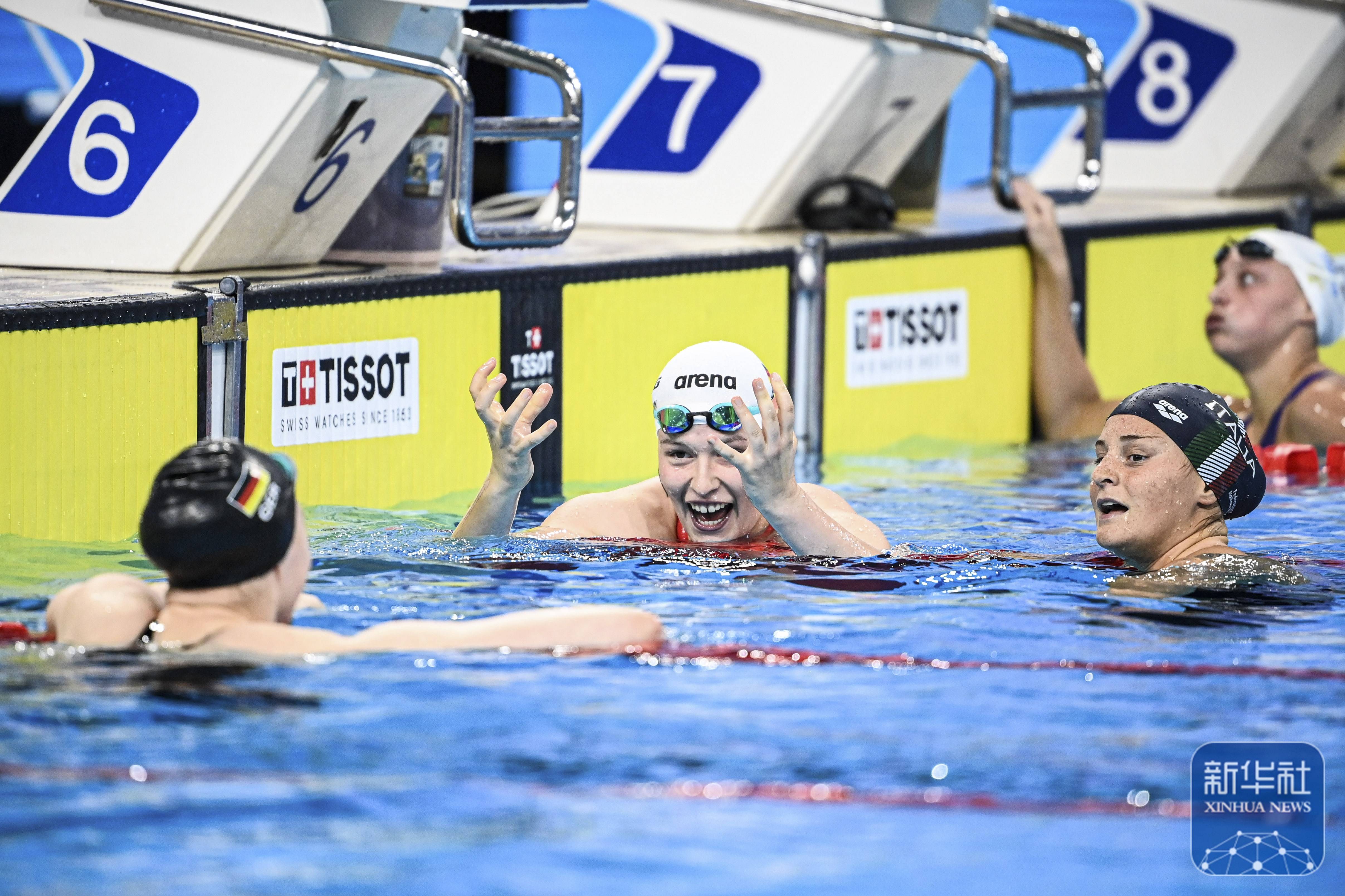 德国女子田径选手冲刺到底,领先全场 德国女子田径选手冲刺到底,领先全场